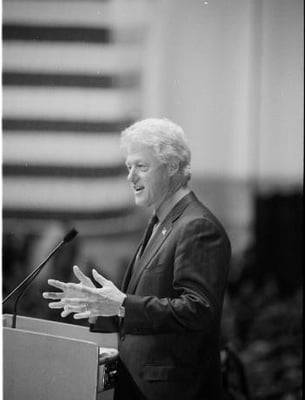 Cover image for Clinton Addresses Harvard