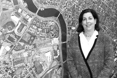 Cover image for Top University Planner To Focus on Allston