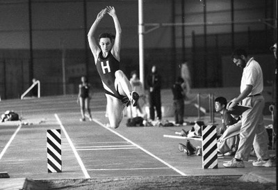 Cover image for W. Track Places a Solid Third at Both Indoor and Outdoor HEPS
