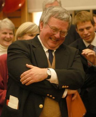 Cover image for Deans Bid Musical Farewell to Illingworth