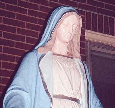Cover image for Believers Flock To Crying Mary Statue
