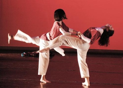 Cover image for Dance Review: Stepping Out of the Dancer’s Box