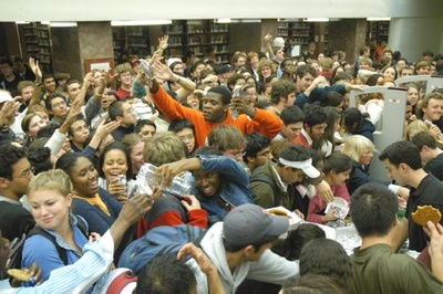 Cover image for Crowds Turned Away at Lamont Celebration