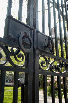 Cover image for Teaching Harvard Its Limits