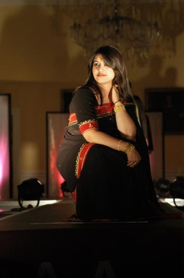 Cover image for BOLLYWOOD BELLE