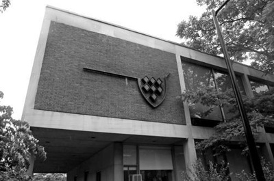 Cover image for The Change in Quincy House