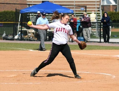 Cover image for Harvard Clinches Second Straight Ivy North Title
