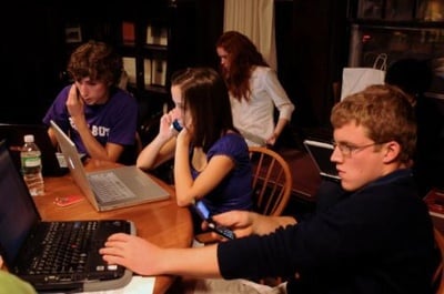 Cover image for Harvard Dems Organize First Phonebank of 2008 Election Cycle