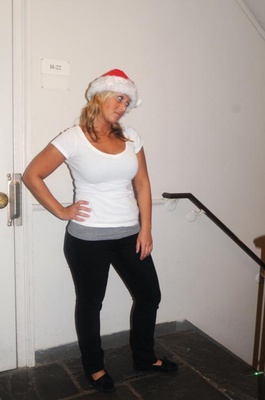 Cover image for Hate it: Christmas Comes Early