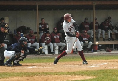 Cover image for BASEBALL '09: Senior Slugger Returns, Putting Injury Woes Behind Him