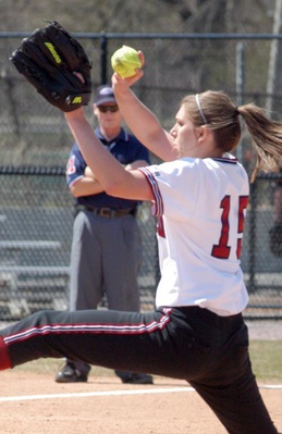 Cover image for Harvard Bounces Back in Sweep