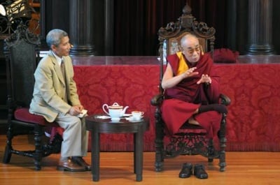 Cover image for Dalai Lama Urges Unity