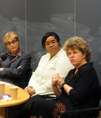 Cover image for Women on the Bench
