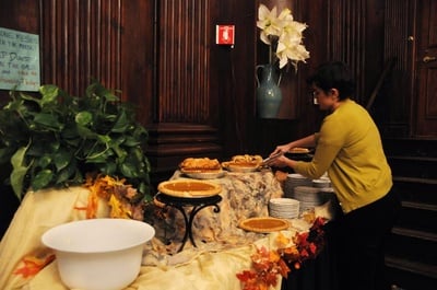 Cover image for Students Enjoy Thanksgiving Festivities