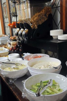 Cover image for HUDS: New Dishes for a New Semester