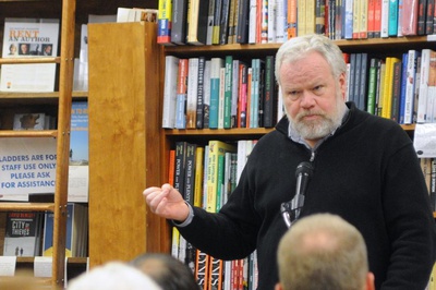 Cover image for Thomas Ricks speaks about the US military involvement in Iraq and Afghanistan.
