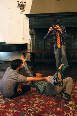 Cover image for Harvard Tries Hilarity