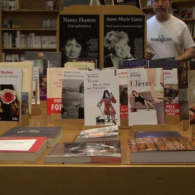 Cover image for Specialty Bookstores in the Square