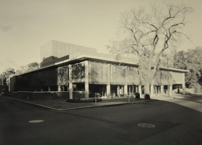 Cover image for 