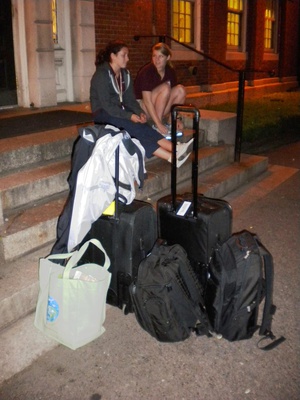 Cover image for The Bellhops