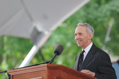 Cover image for Souter Presents Judicial Philosophy in Commencement Speech