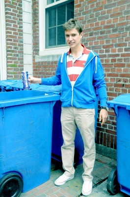 Cover image for Hate It: Four Loko