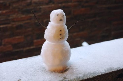 Cover image for Five Days Left to Apply for Winter Break Housing
