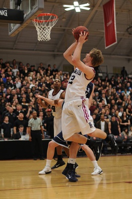 Cover image for NOTEBOOK: Big Men Dominate Rivalry Matchup