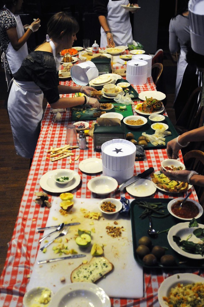 Freshmen, using ingredients only available in the dining hall, compete to see who has the most culinary creativity, in Annenberg's Top Chef: competitors had 30 minutes to dish out a main course and a dessert entree. 