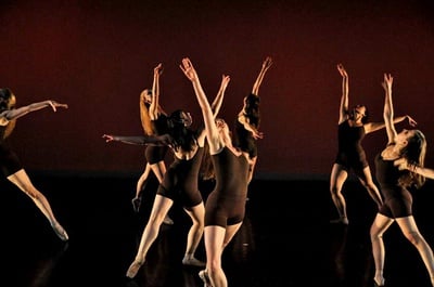 Cover image for Taking the Stage