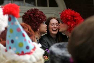 Cover image for Julianne Moore