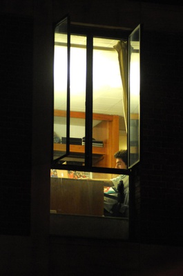 Cover image for Craigslist Roommate Hunt: Flyby Advises 
