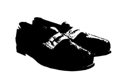 Cover image for Shoes on the Bridge