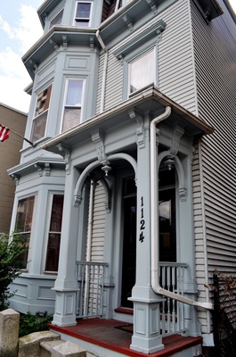 Cover image for Greek Organizations Acquire Real Estate