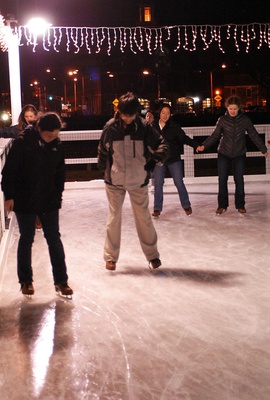 Cover image for iceskating_UC_SC