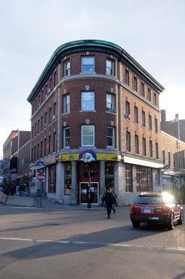 Cover image for Curious George Shop to re-open