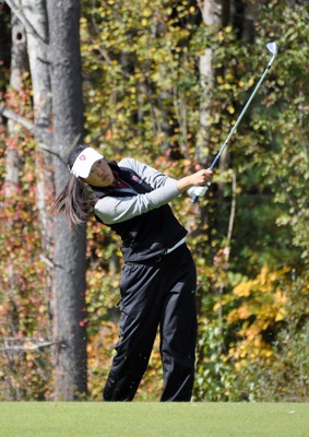 Cover image for Women's Golf Beats Nova Southeastern in First Spring Match
