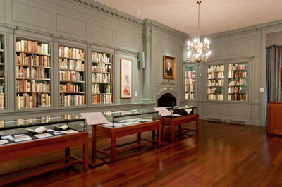 Cover image for Harvard's Very Own Wikipedian
