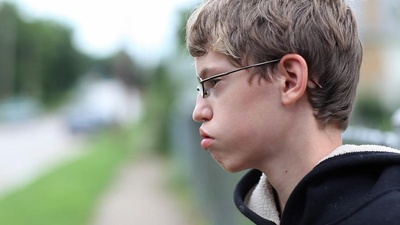 Cover image for ‘Bully’ Targets Problem, but not Solution