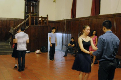 Cover image for Beginner's Salsa