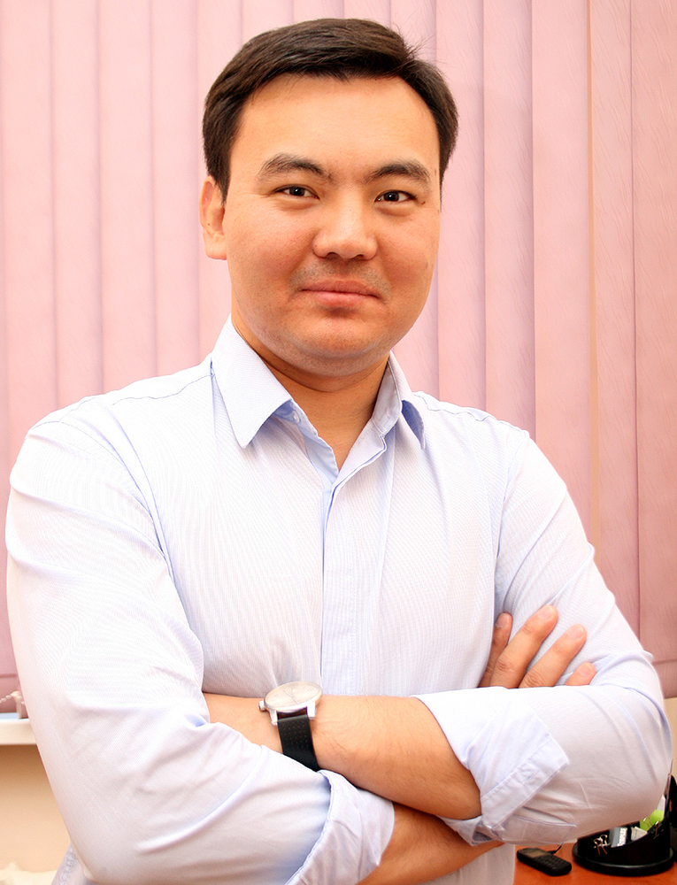 Rauan Kenzhekhanuly