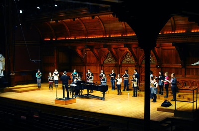 Cover image for Memorial Hall