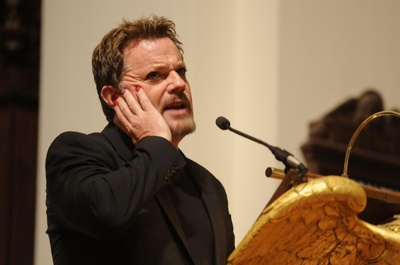 Cover image for Eddie Izzard