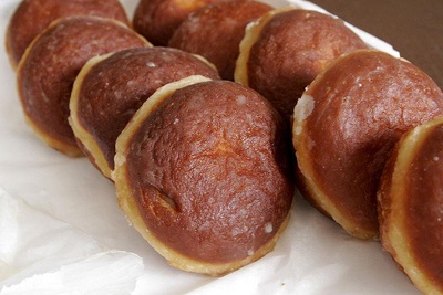 Cover image for Donuts in Quincy!
