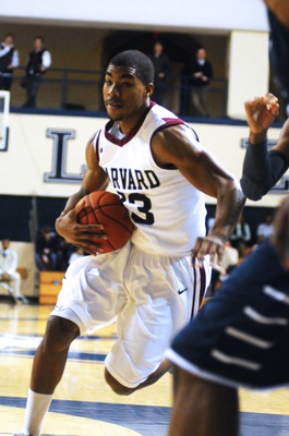 Cover image for Male Athlete of the Year Runner-Up: Wesley Saunders