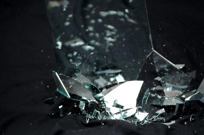 Cover image for A Shattered Campus: Self-Segregation at the College