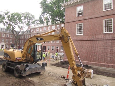 Cover image for Old Quincy Construction