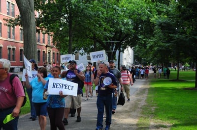 Cover image for Marching Through the Yard