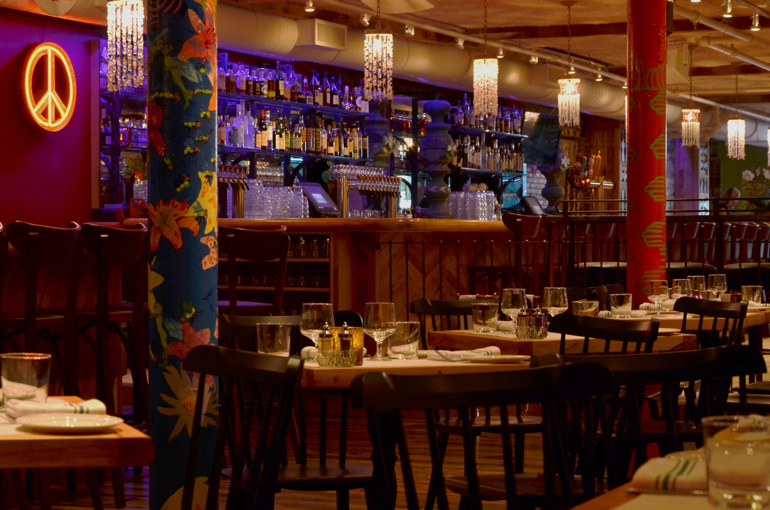Drawing inspiration from the Parisian hotel where the Beat poetry movement originated, the recently opened Beat Hotel is a restaurant with a unique interior design that gives the space its own character. Beat Hotel is located on Brattle Street beneath the Gap where it used to be the old Tannery. 