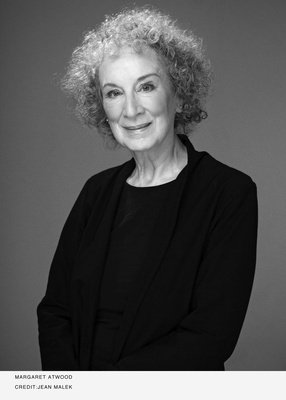 Cover image for 15 Questions with Margaret Atwood